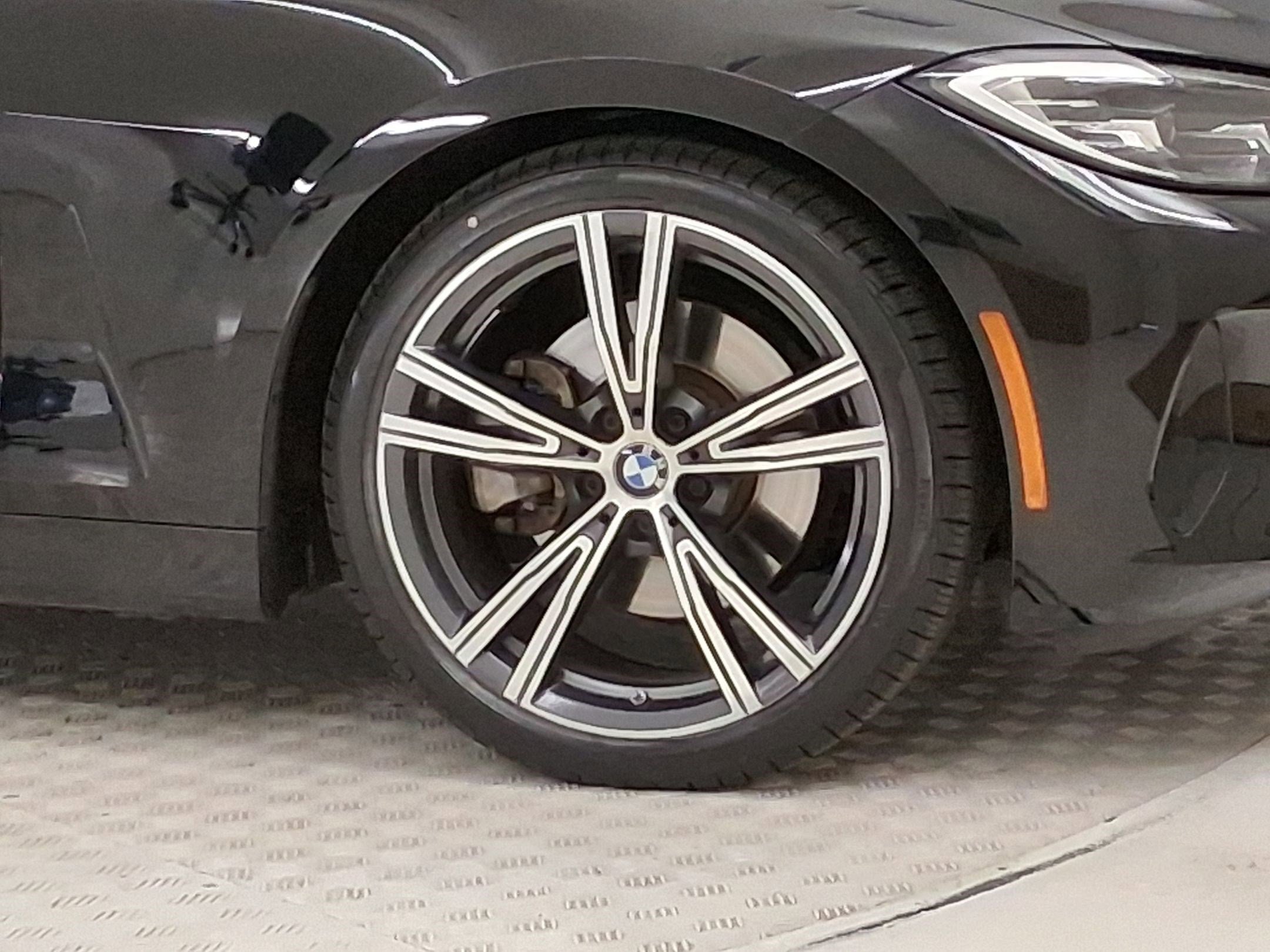 Used 2023 BMW 430i Coupe w/ Convenience Package RWD image 10