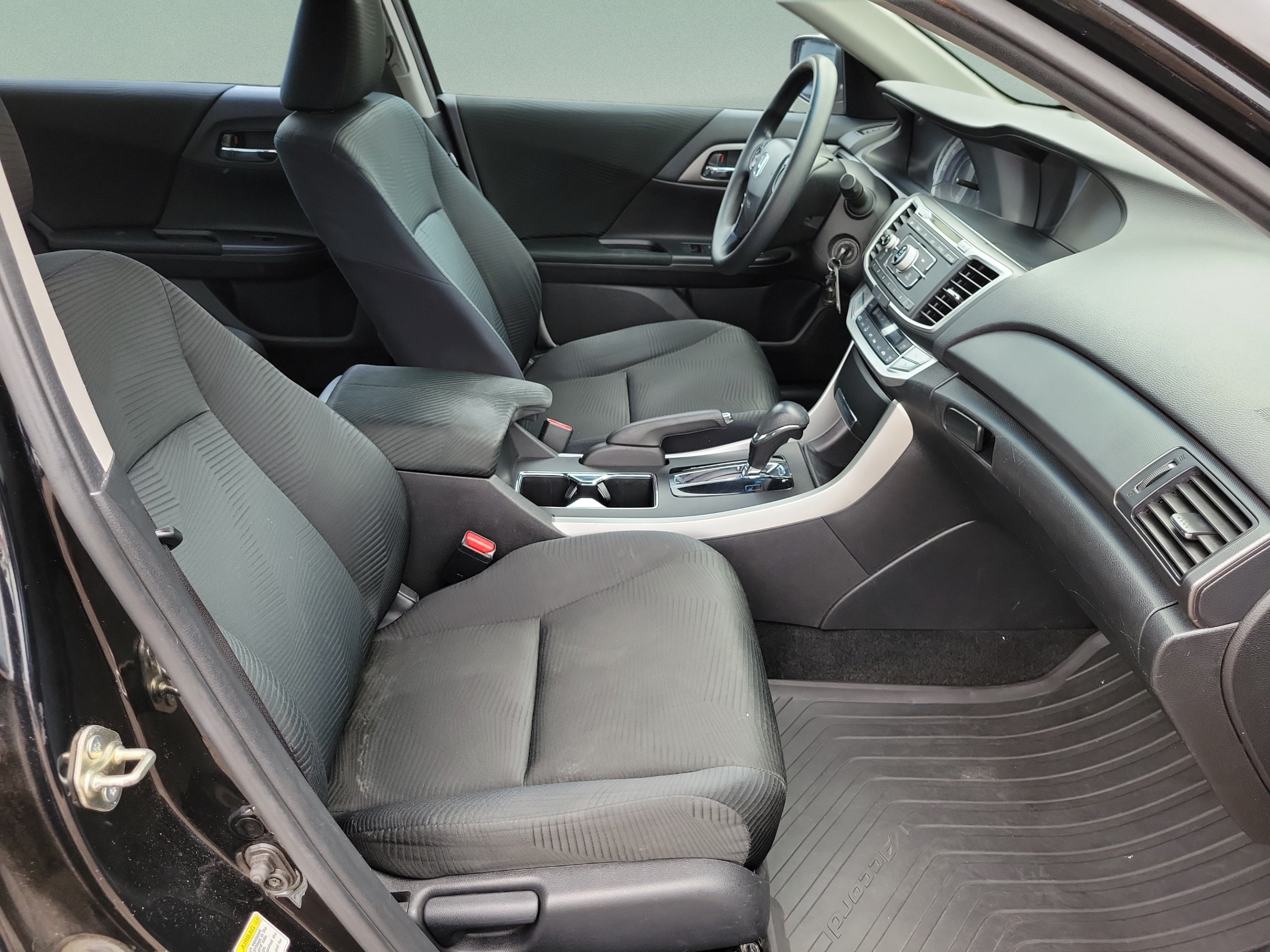 Used 2015 Honda Accord LX image 17