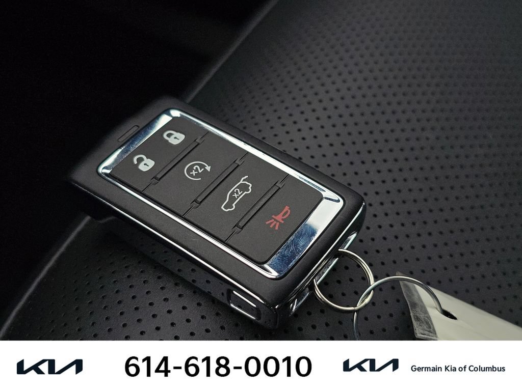 Used 2024 Jeep Wagoneer Launch Edition AWD/4WD image 34