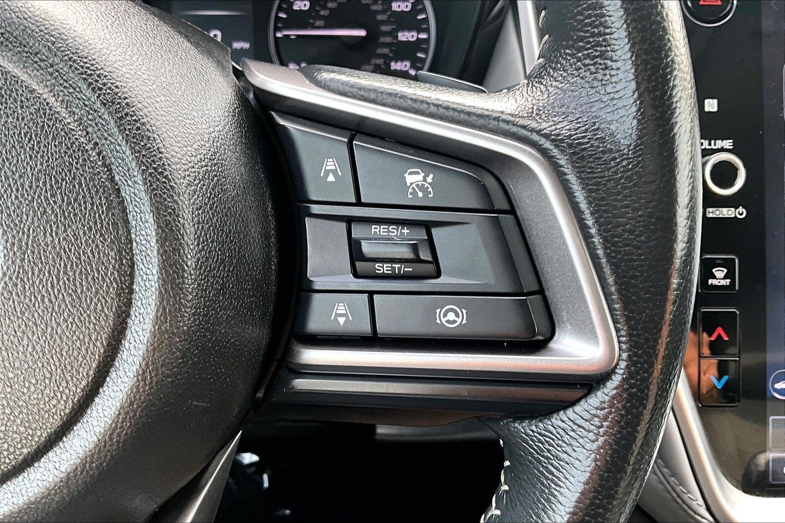 Used 2024 Subaru Outback Premium AWD/4WD image 17