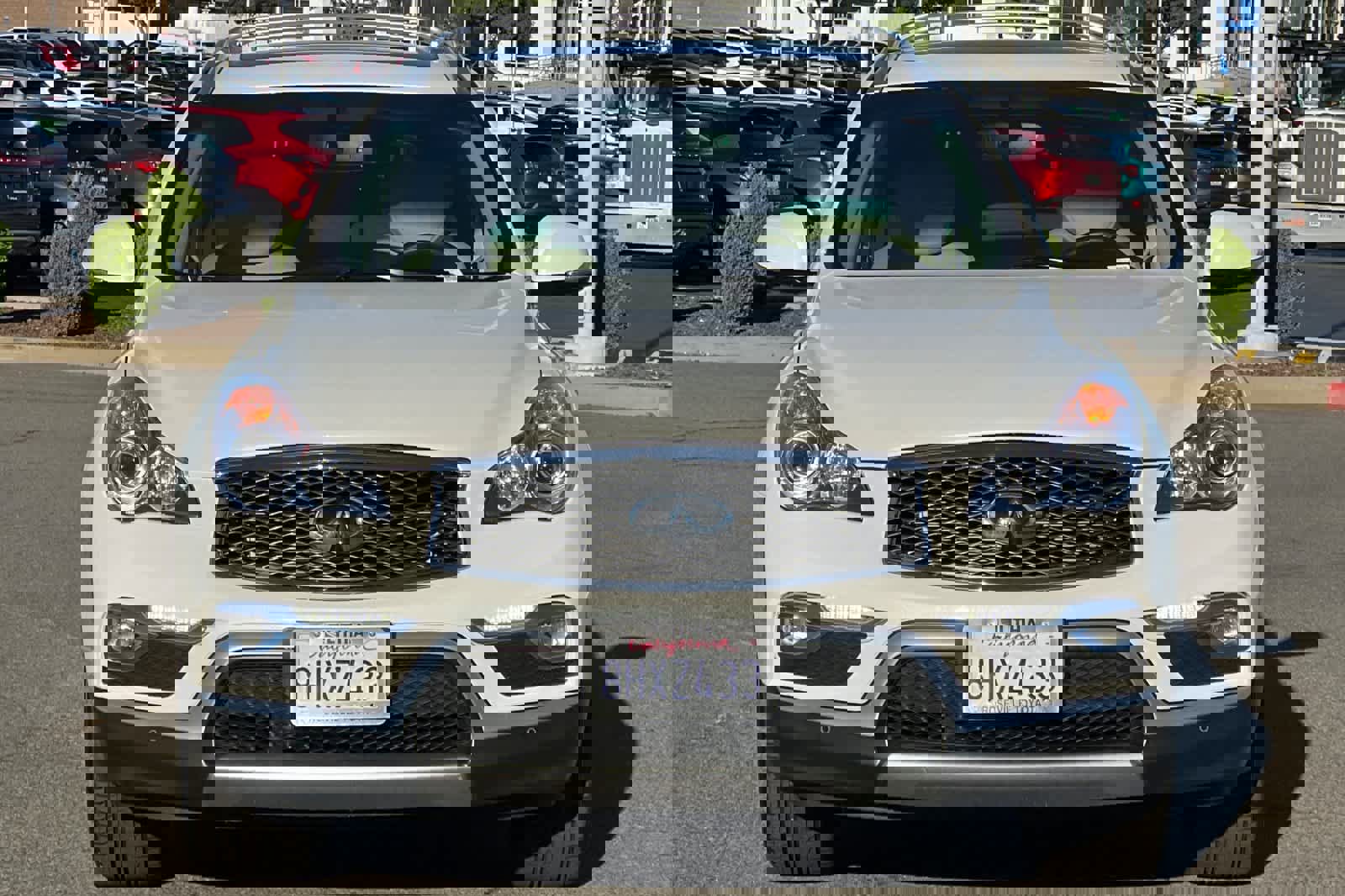 Used 2016 INFINITI QX50 2WD w/ Deluxe Touring Package image 10