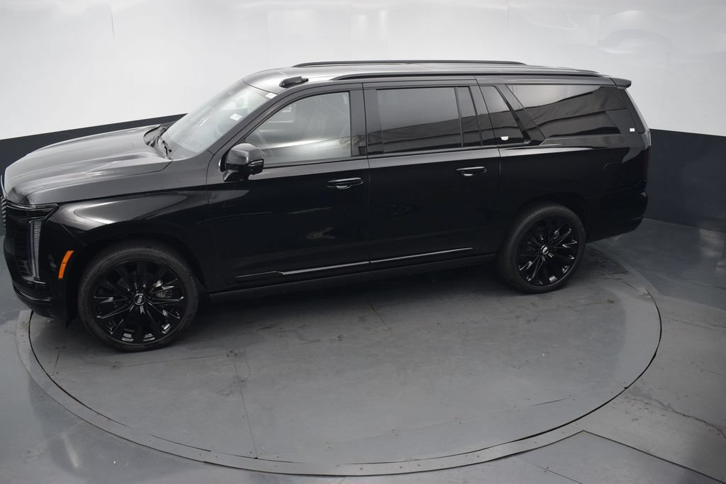 New 2026 Cadillac Escalade ESV Platinum Sport w/ LPO, ONYX Package AWD/4WD image 47