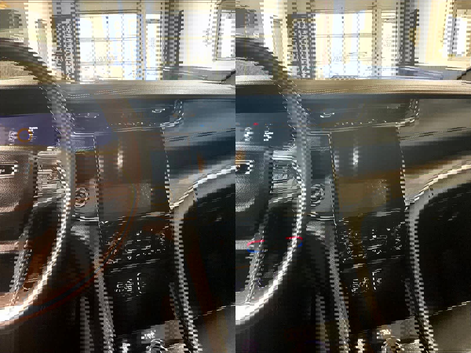 Used 2024 Jeep Grand Cherokee Limited 4xe AWD/4WD image 18