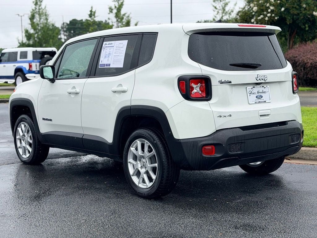 Used 2023 Jeep Renegade Latitude AWD/4WD image 6