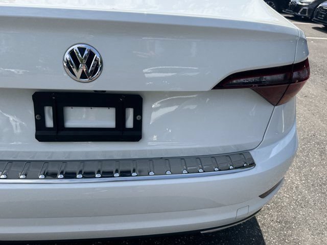 Used 2019 Volkswagen Jetta R-Line FWD image 38