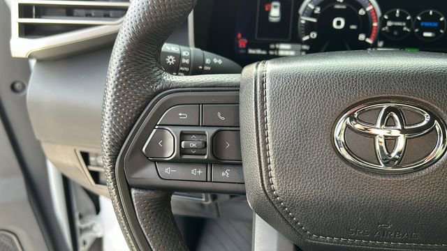 Used 2025 Toyota Sequoia SR5 w/ SR5 Premium Package image 21