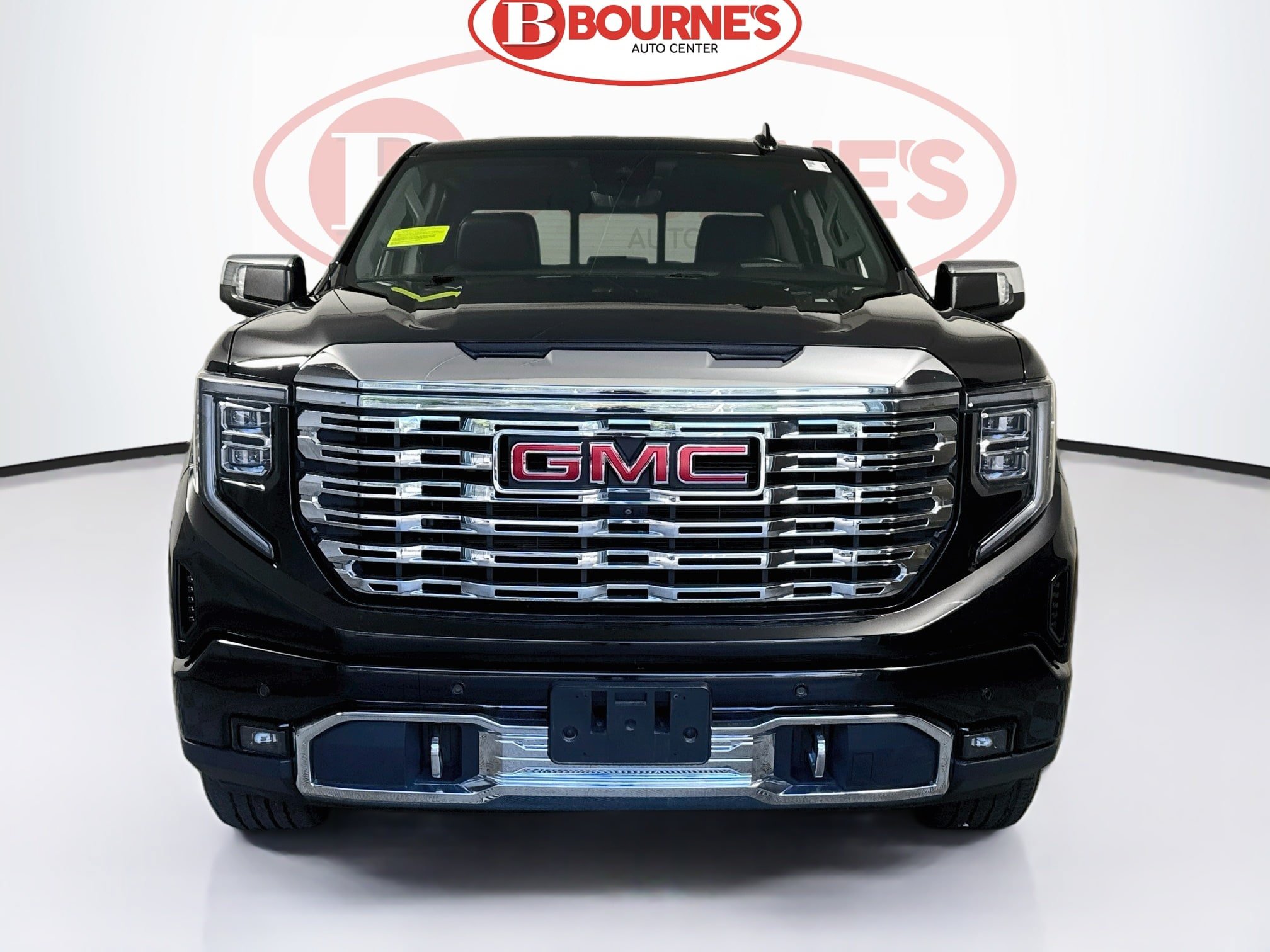Used 2023 GMC Sierra 1500 Denali w/ Technology Package AWD/4WD image 7