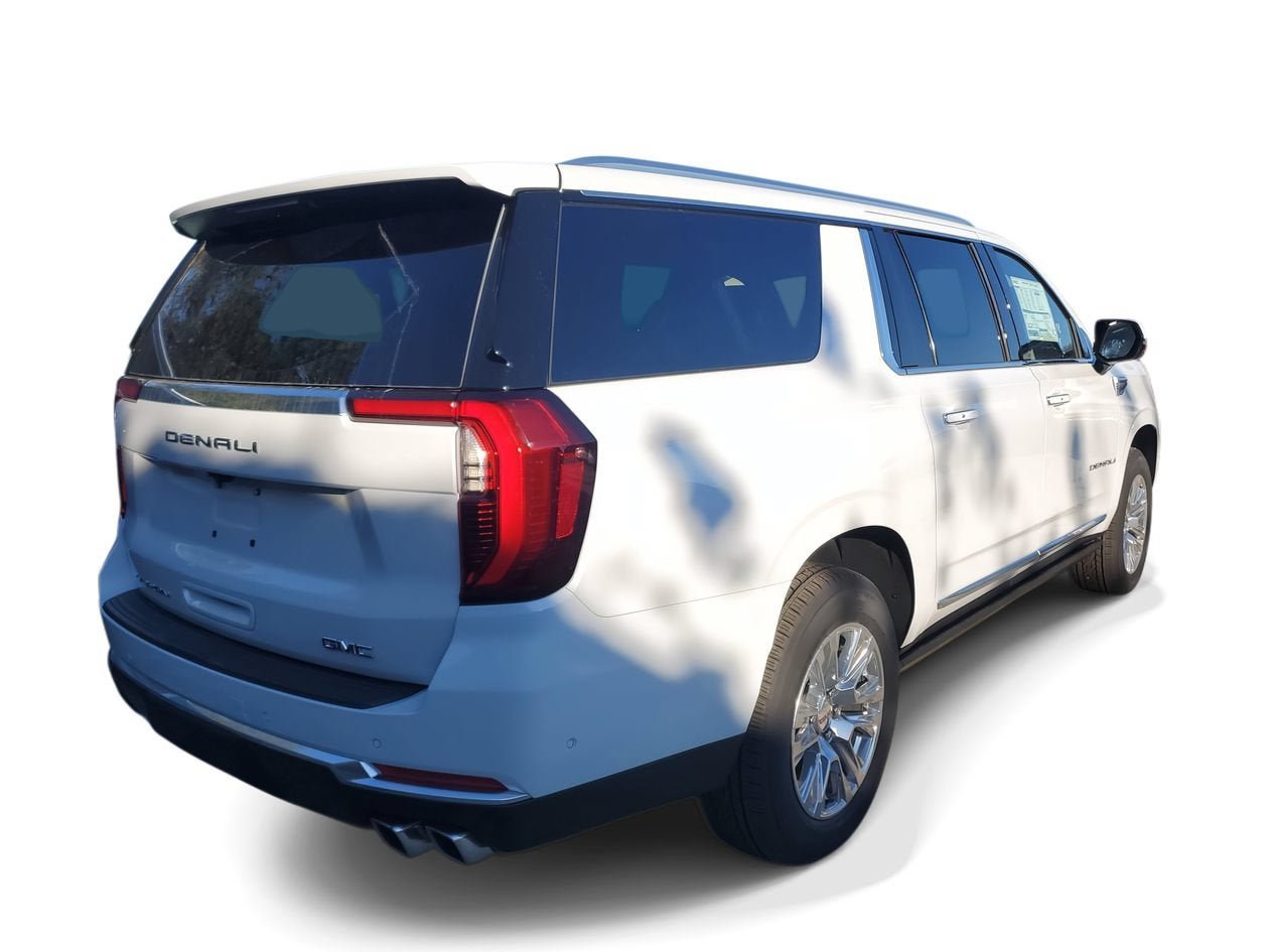 New 2026 GMC Yukon XL Denali w/ Sun & Power Step Package RWD image 5