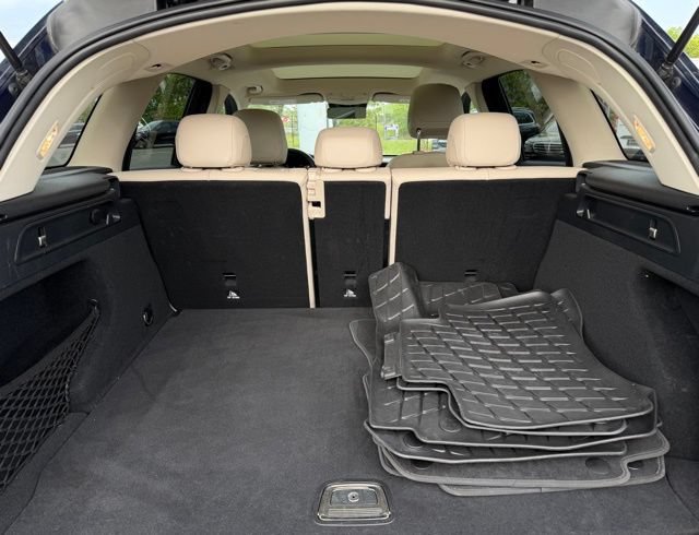 Used 2022 Mercedes-Benz GLC 300 4MATIC image 10
