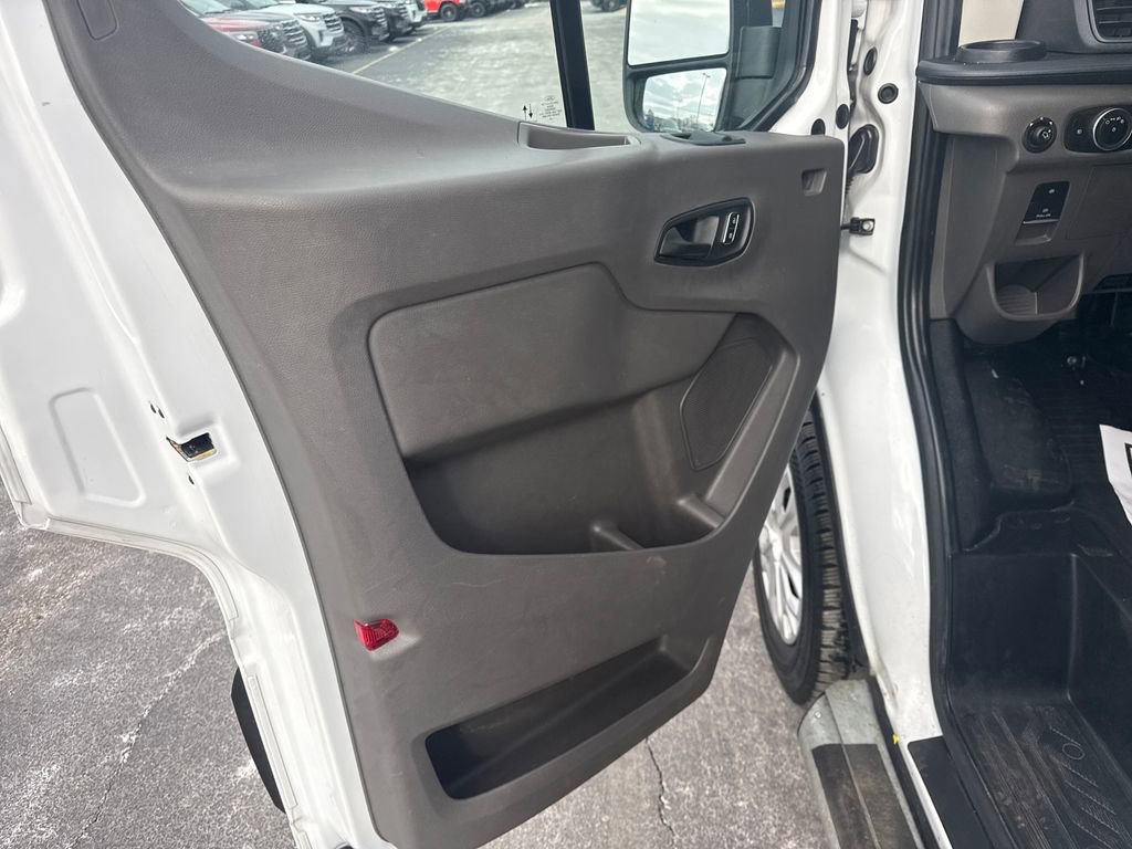 Used 2024 Ford Transit 250 Low Roof w/ Exterior Upgrade Package image 25