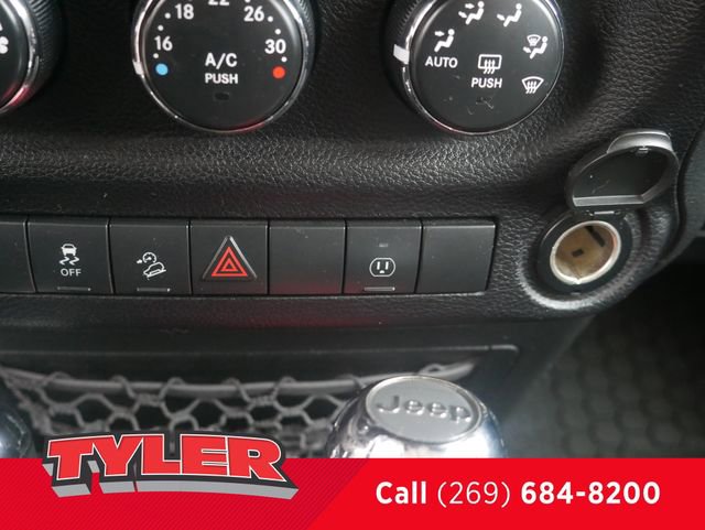 Used 2013 Jeep Wrangler Unlimited Sahara w/ Dual Top Group image 30