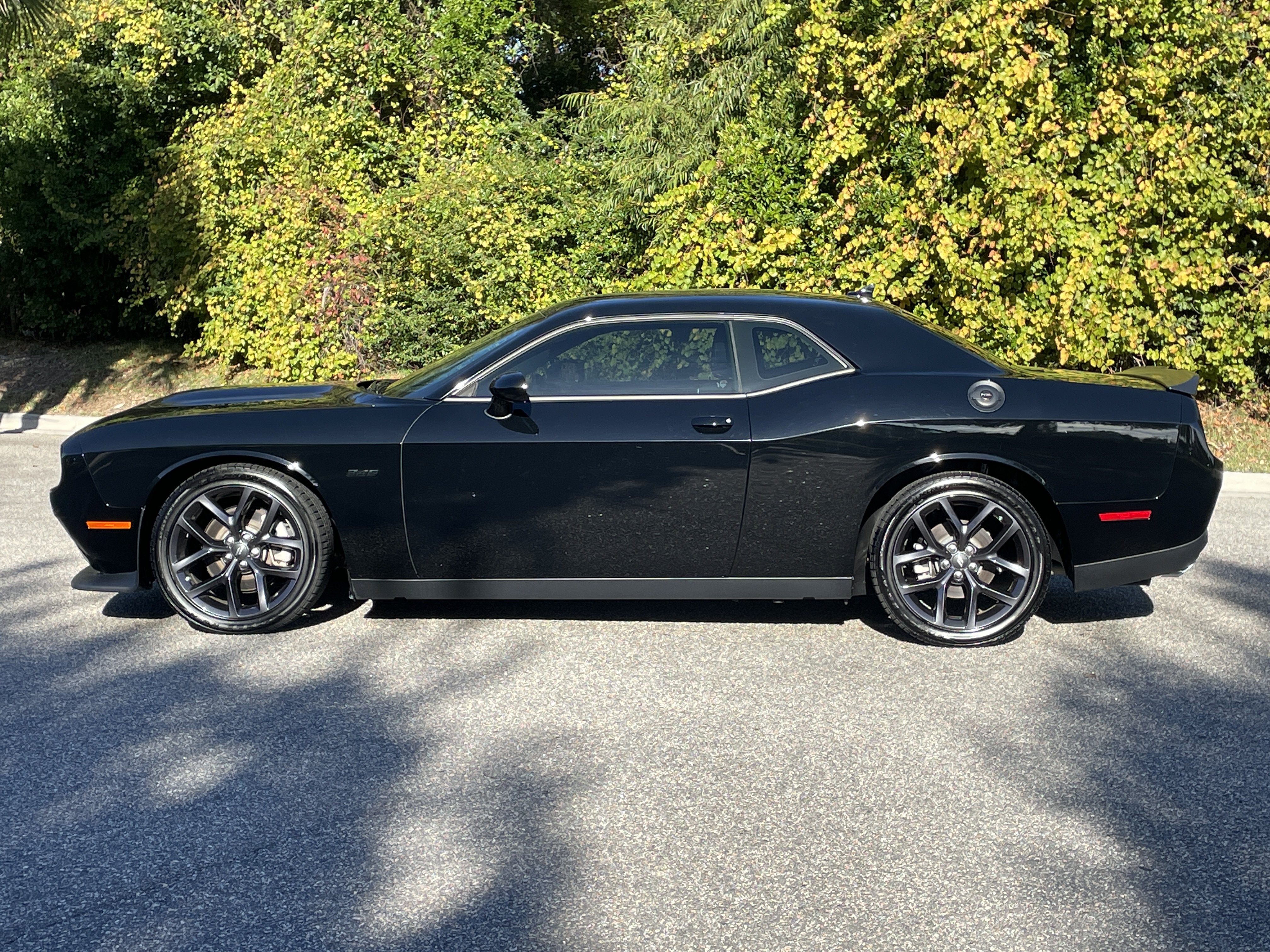 Used 2023 Dodge Challenger R/T w/ Blacktop Package RWD image 6