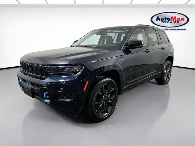 Used 2023 Jeep Grand Cherokee 30th Anniversary image 3