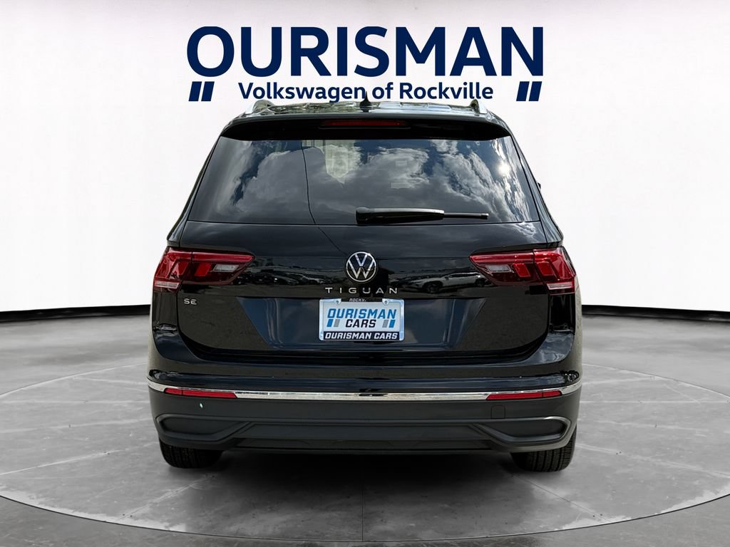 Used 2023 Volkswagen Tiguan SE FWD image 5