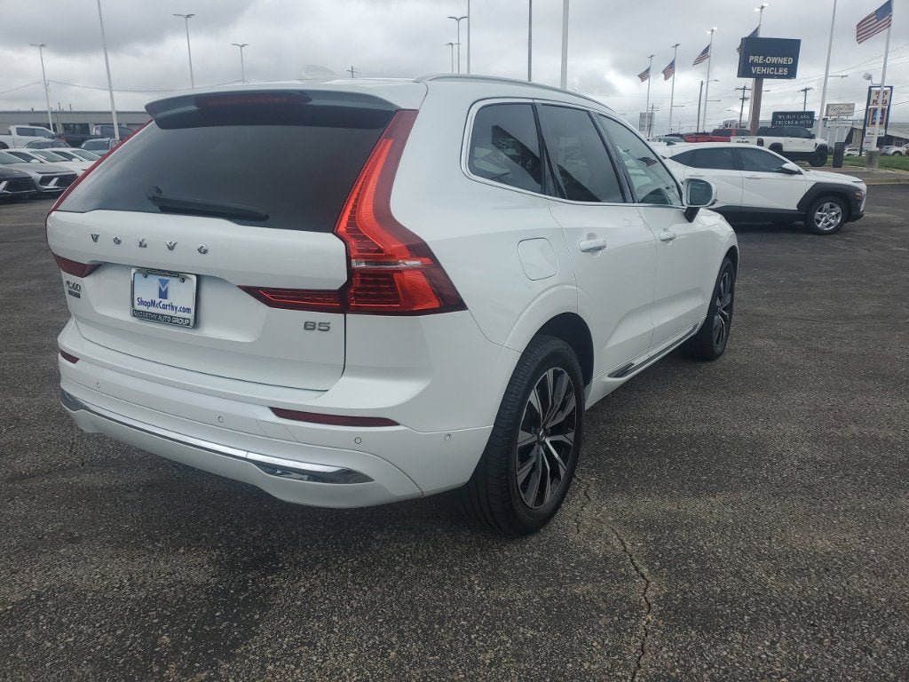 Used 2023 Volvo XC60 B5 Plus FWD image 4