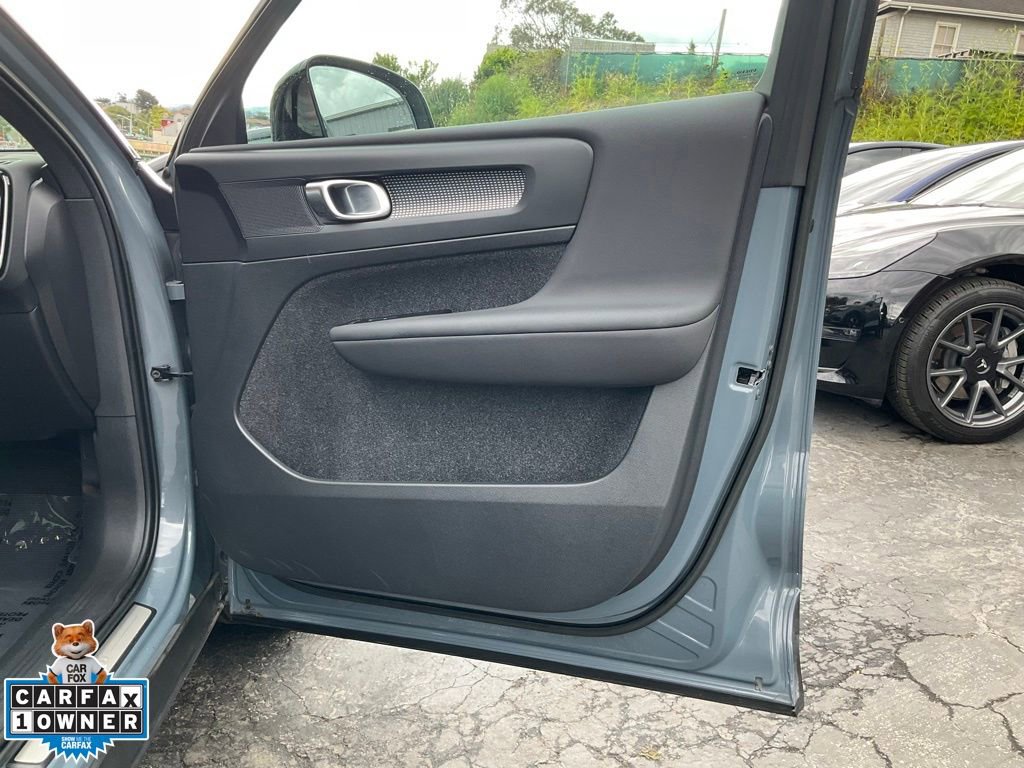 Used 2022 Volvo XC40 P8 Recharge Plus AWD/4WD image 69