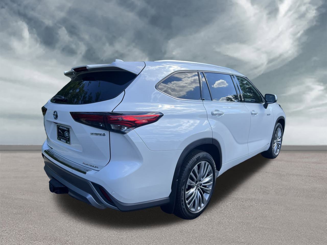 Used 2021 Toyota Highlander Platinum image 5