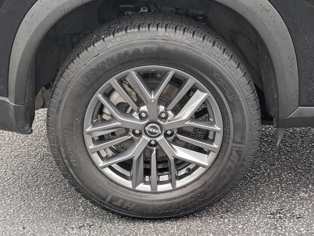 Used 2024 Nissan Rogue S FWD image 9
