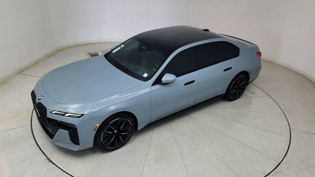 Used 2024 BMW 740i xDrive w/ Premium Package image 84