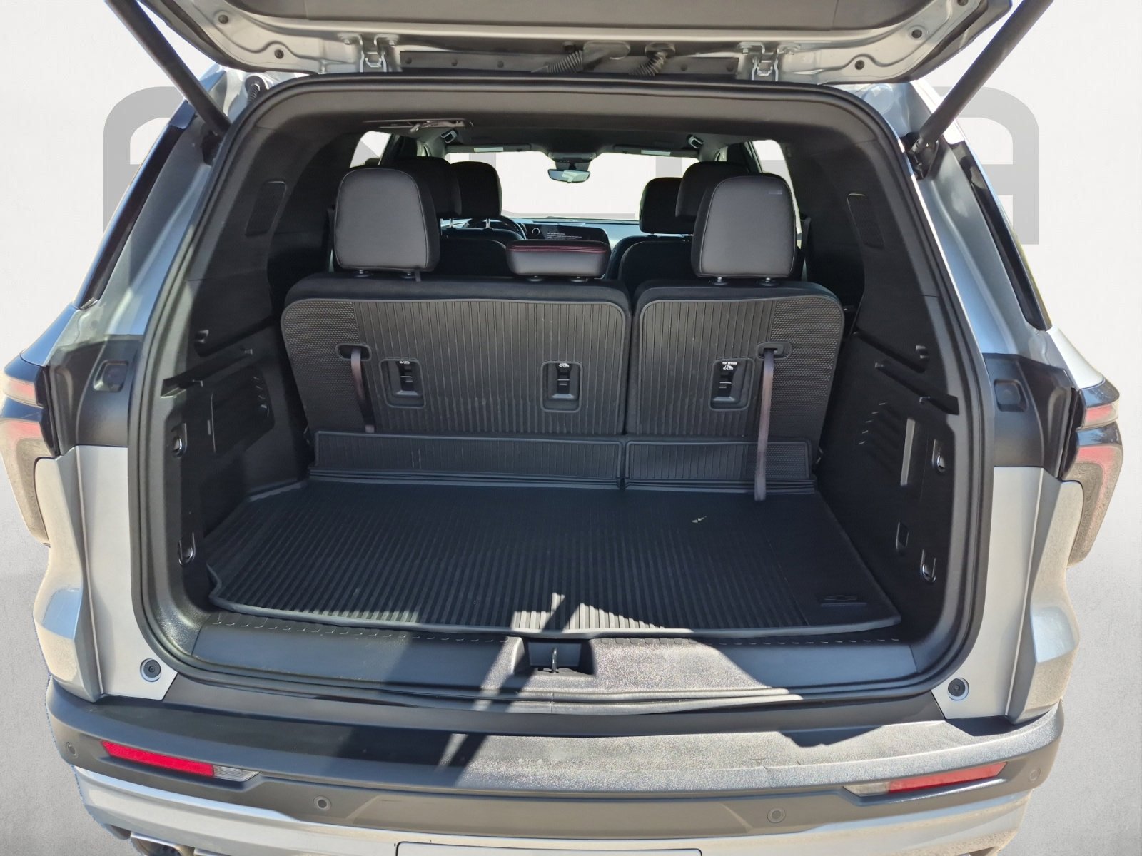 Used 2024 Chevrolet Traverse Z71 w/ Enhanced Driving Package image 12