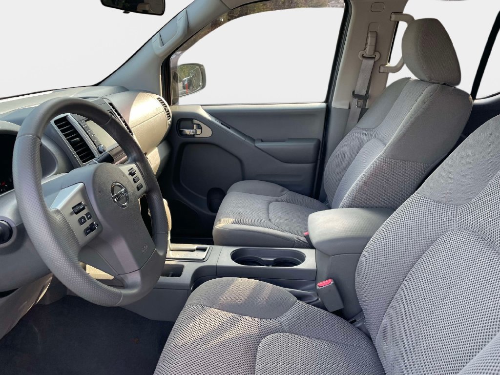 Used 2019 Nissan Frontier SV AWD/4WD image 19