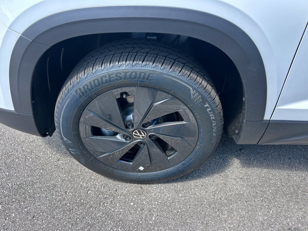 New 2026 Volkswagen Taos S FWD image 48