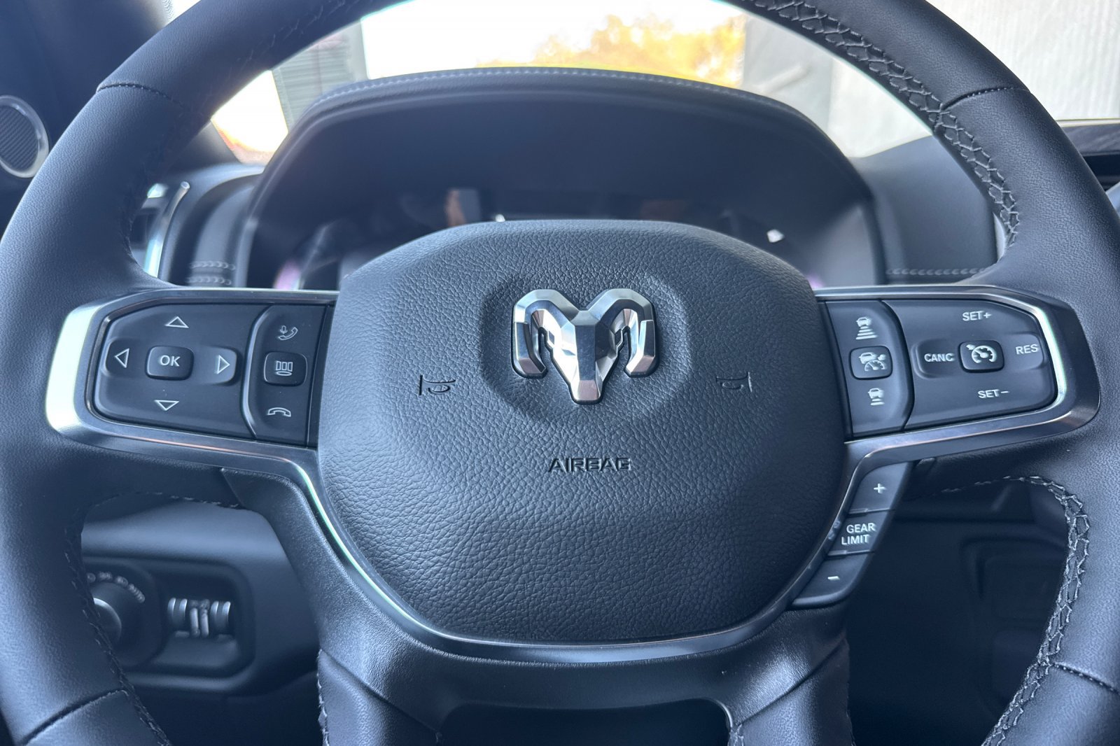 New 2027 RAM 3500 Laramie AWD/4WD image 22