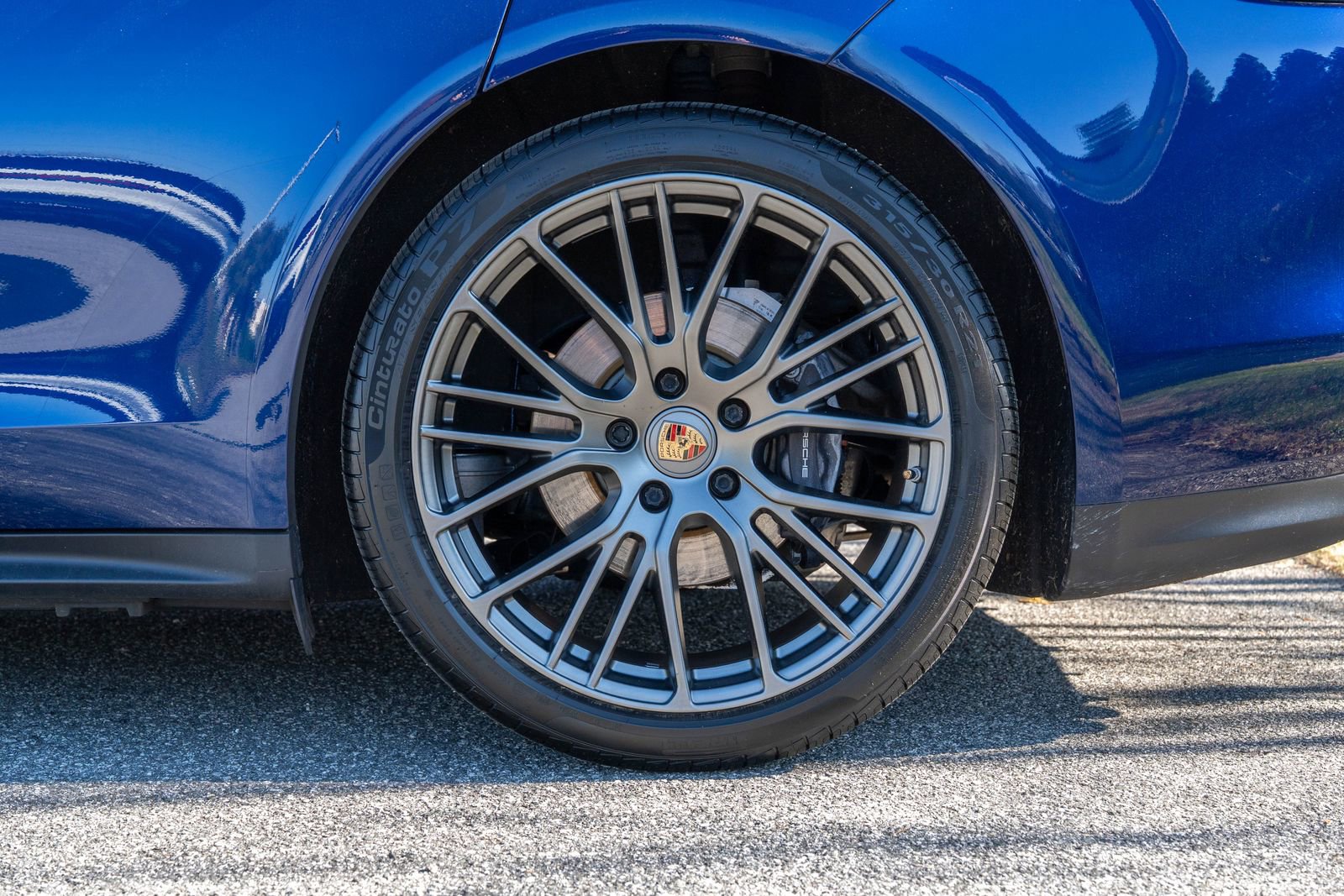 Certified 2023 Porsche Panamera Platinum Edition image 12