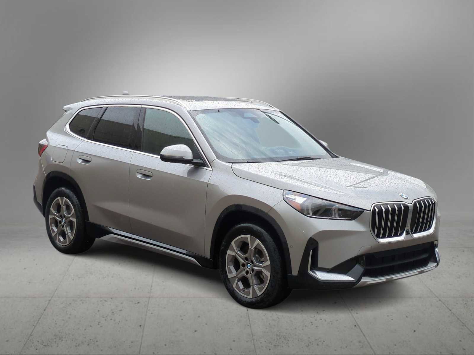 New 2026 BMW X1 xDrive28i w/ Technology Package image 2