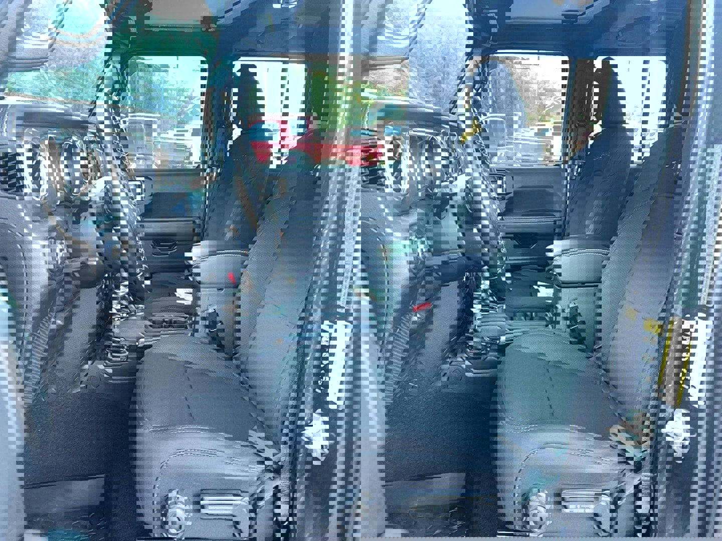 Used 2021 Jeep Wrangler Unlimited Sahara image 12