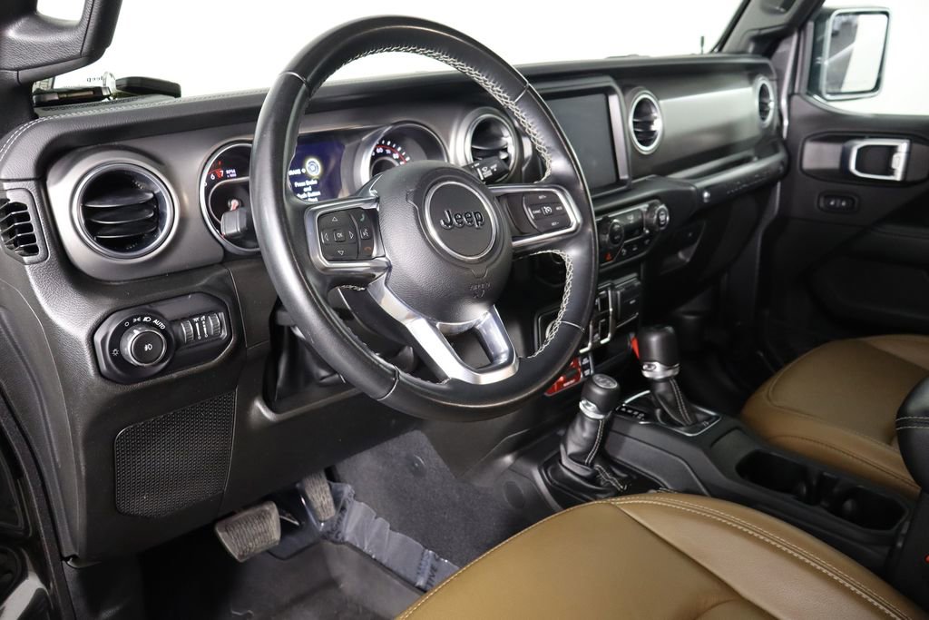 Used 2022 Jeep Wrangler Unlimited Rubicon image 25