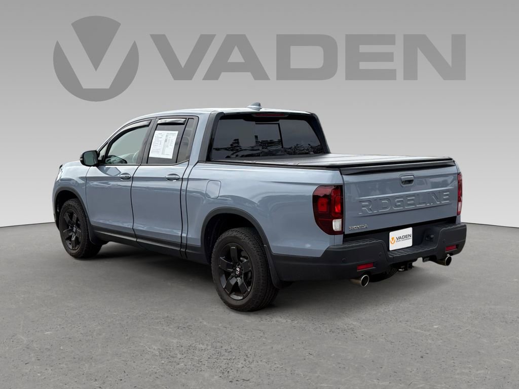 Used 2025 Honda Ridgeline Black Edition image 23