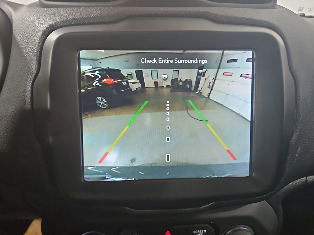 Used 2021 Jeep Renegade Trailhawk w/ Sun & Sound Group image 21