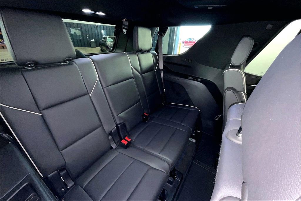 Used 2025 Cadillac Escalade Sport w/ Touring Package image 39