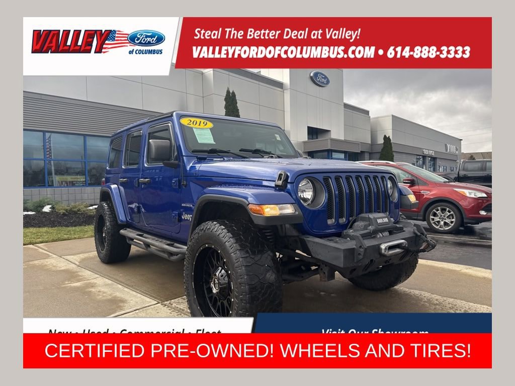 Used 2019 Jeep Wrangler Unlimited Sahara w/ Uconnect 4C Nav & Sound Group image 1