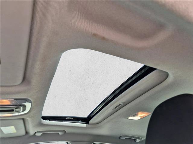 Used 2025 Hyundai Elantra SEL FWD image 16