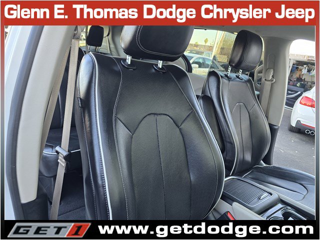 Certified 2024 Chrysler Pacifica Limited image 36