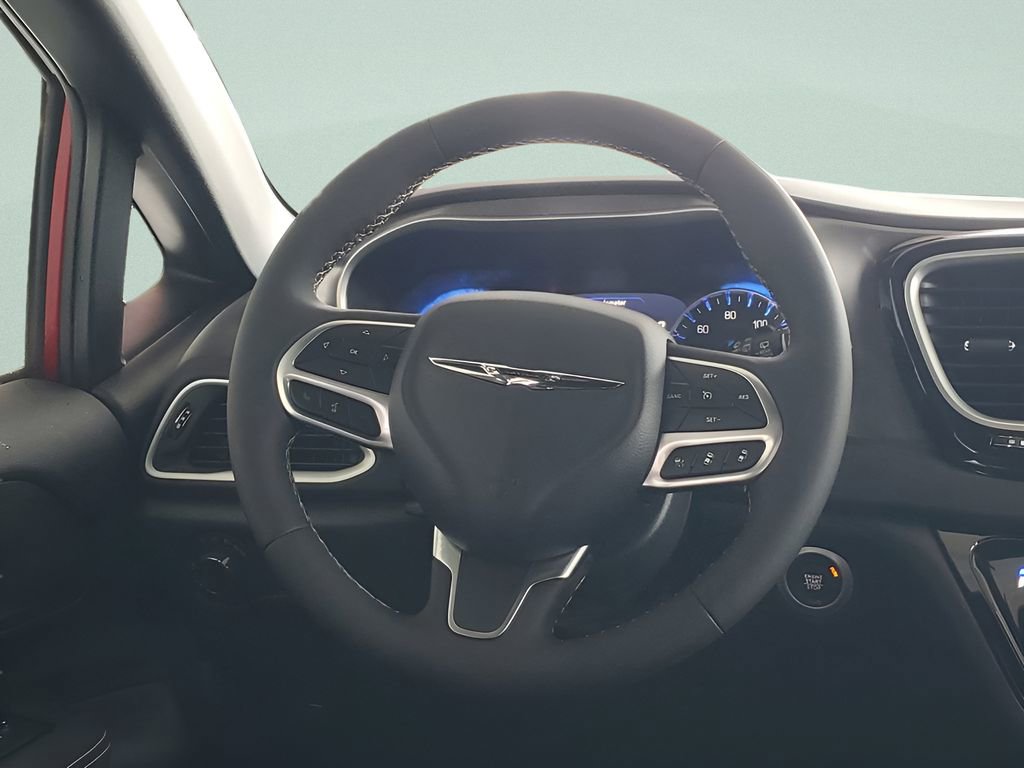 New 2026 Chrysler Voyager LX image 25