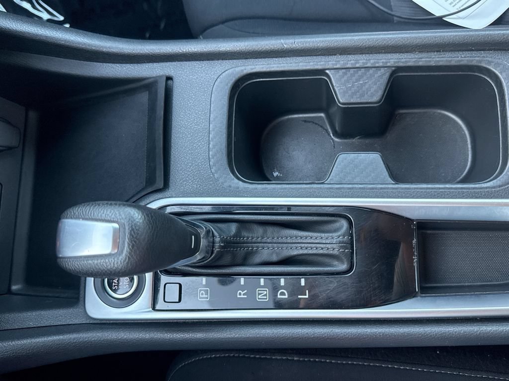 Used 2022 Nissan Sentra SV FWD image 21