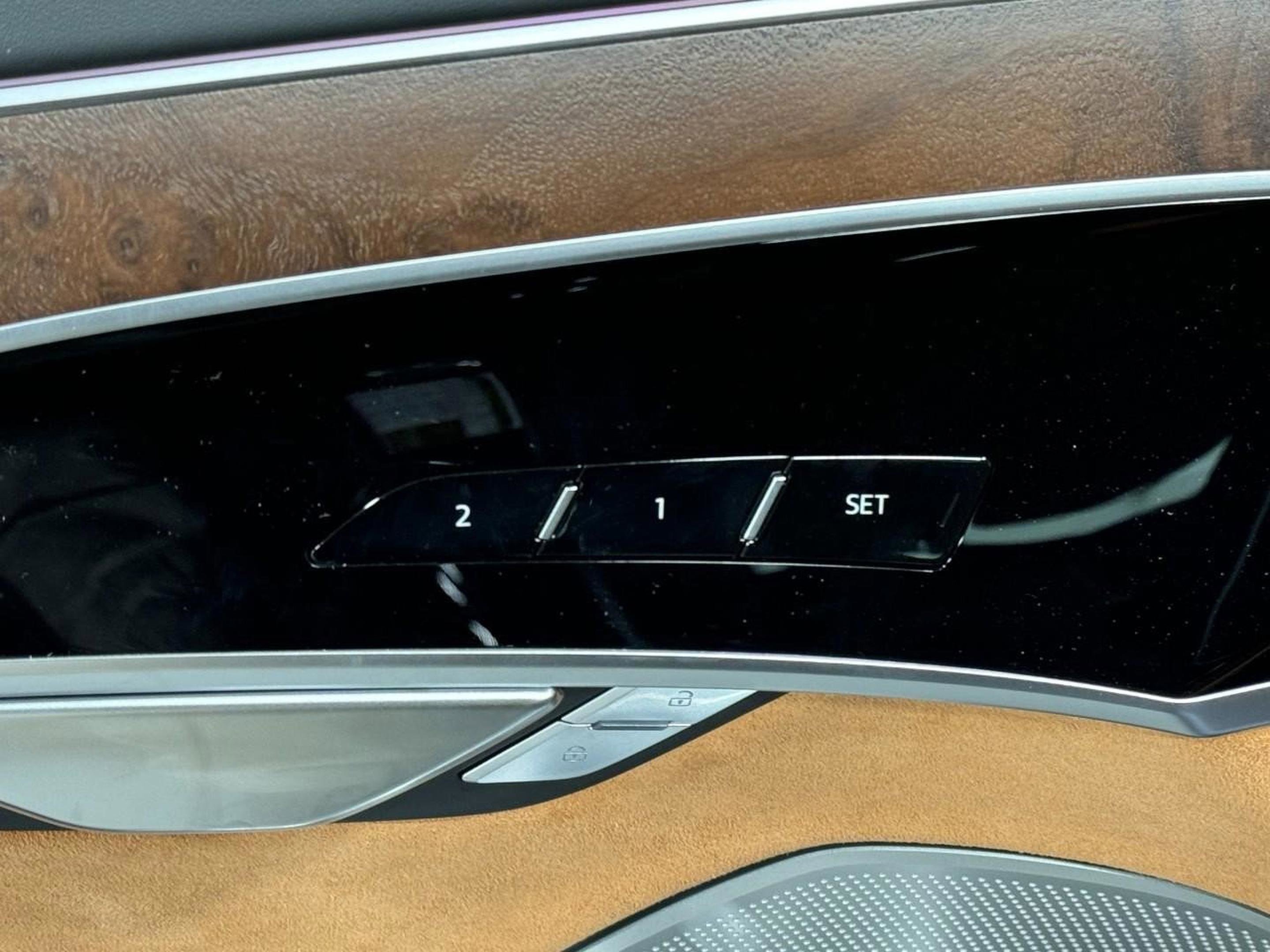 New 2026 Audi A8 L 3.0T image 24