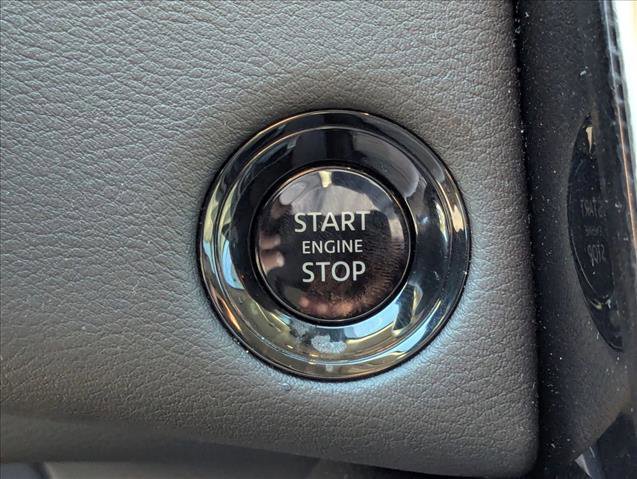 Used 2025 Nissan Armada SV image 11