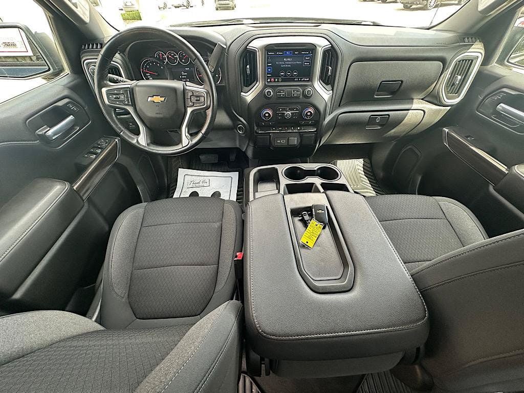 Used 2021 Chevrolet Silverado 1500 LT AWD/4WD image 16