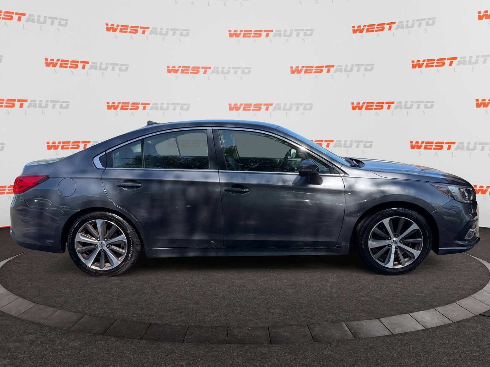 Used 2019 Subaru Legacy 2.5i Limited AWD/4WD image 6