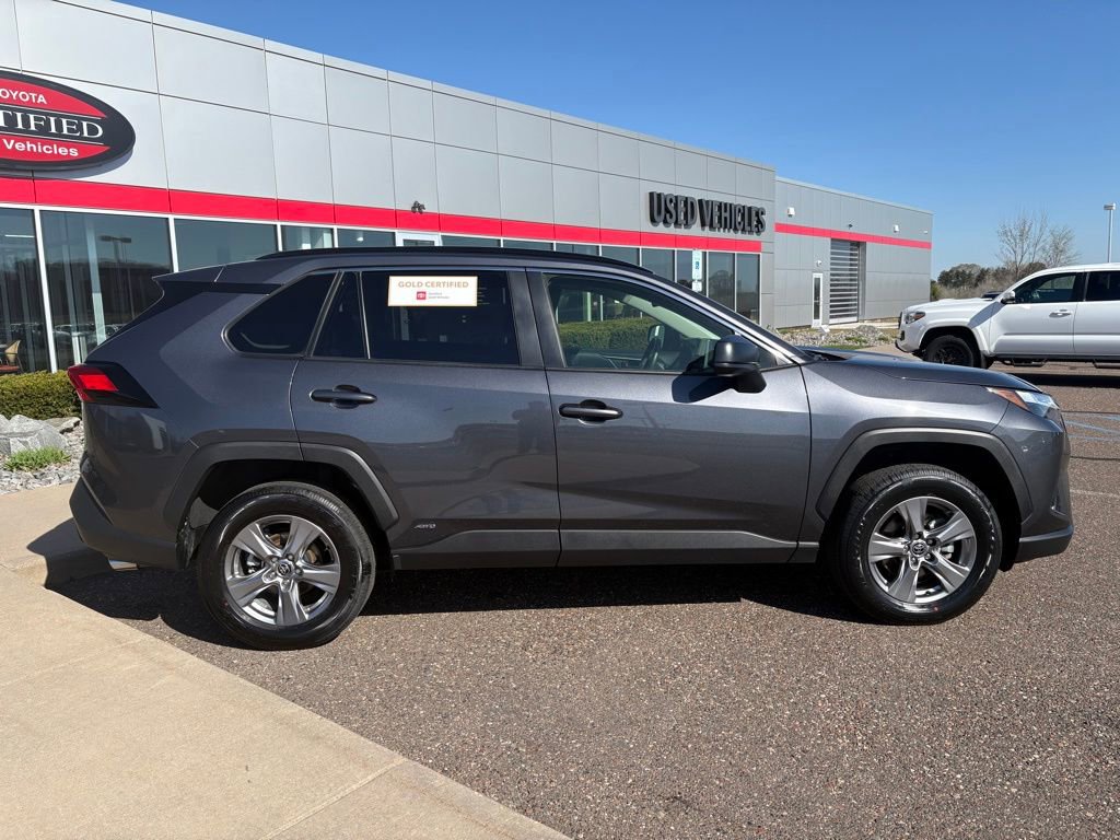 Certified 2025 Toyota RAV4 LE AWD/4WD image 2