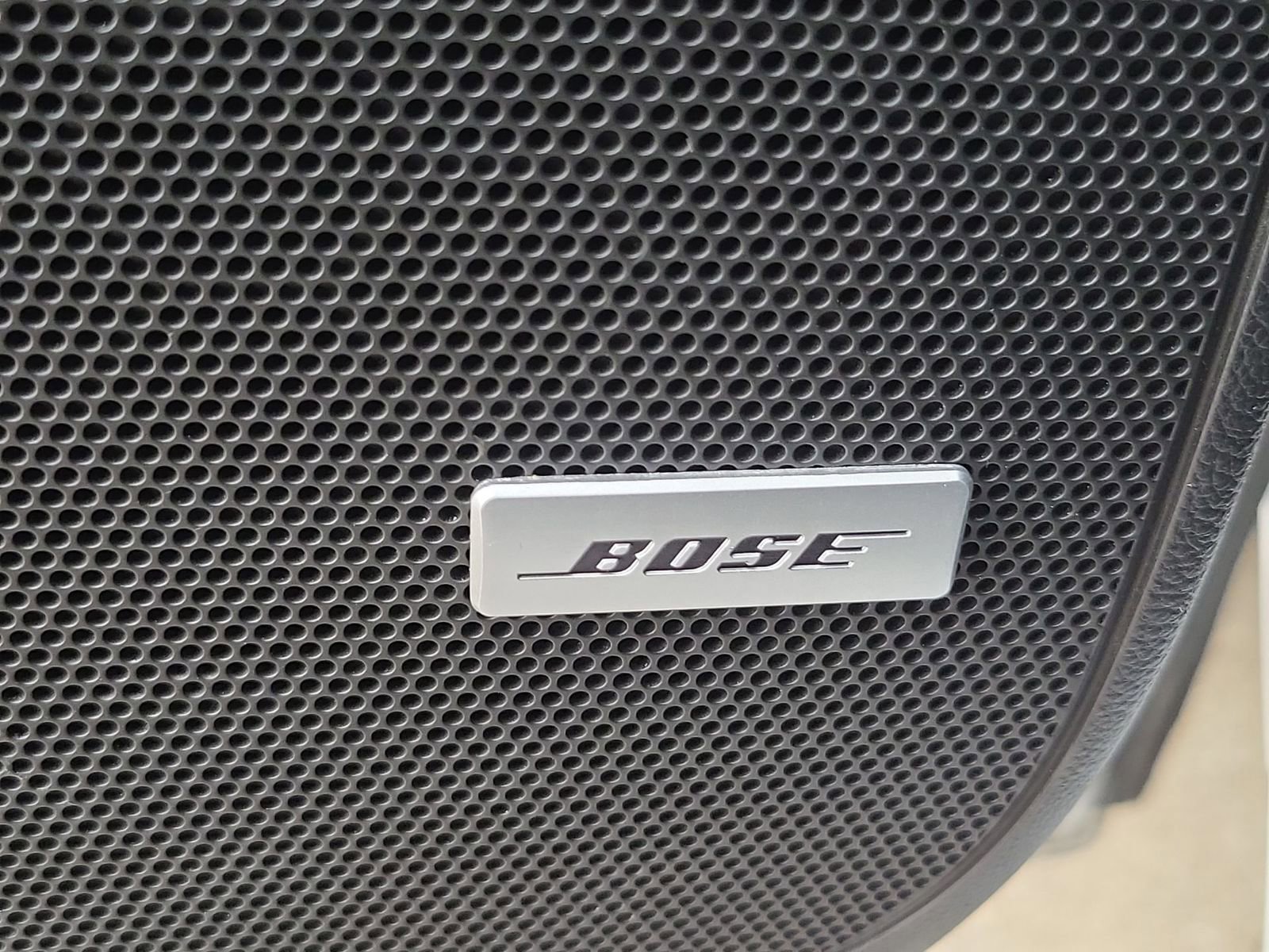 Used 2023 Buick Enclave Avenir w/ Avenir Technology Package image 25