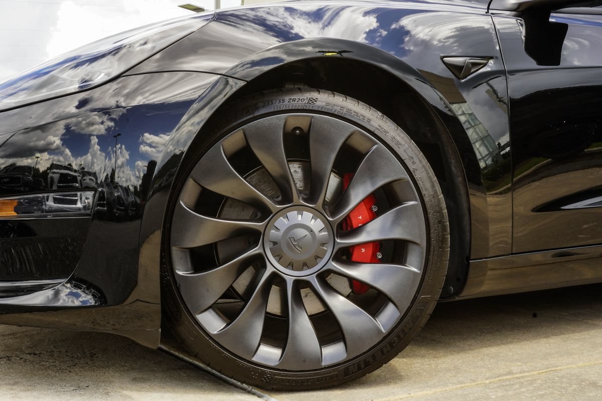Used 2023 Tesla Model 3 Performance AWD/4WD image 4