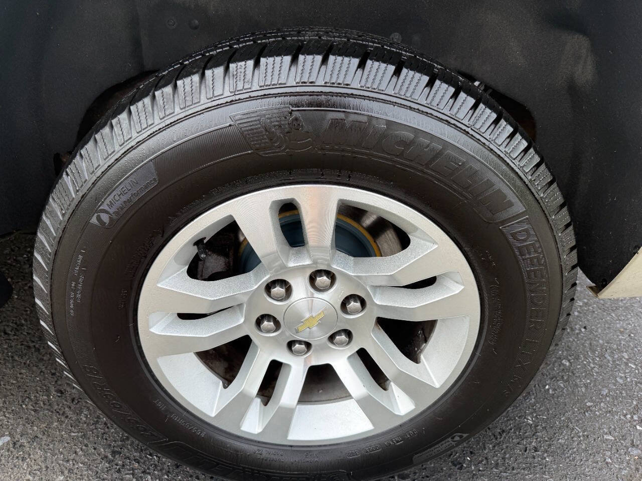 Used 2016 Chevrolet Tahoe LT AWD/4WD image 10