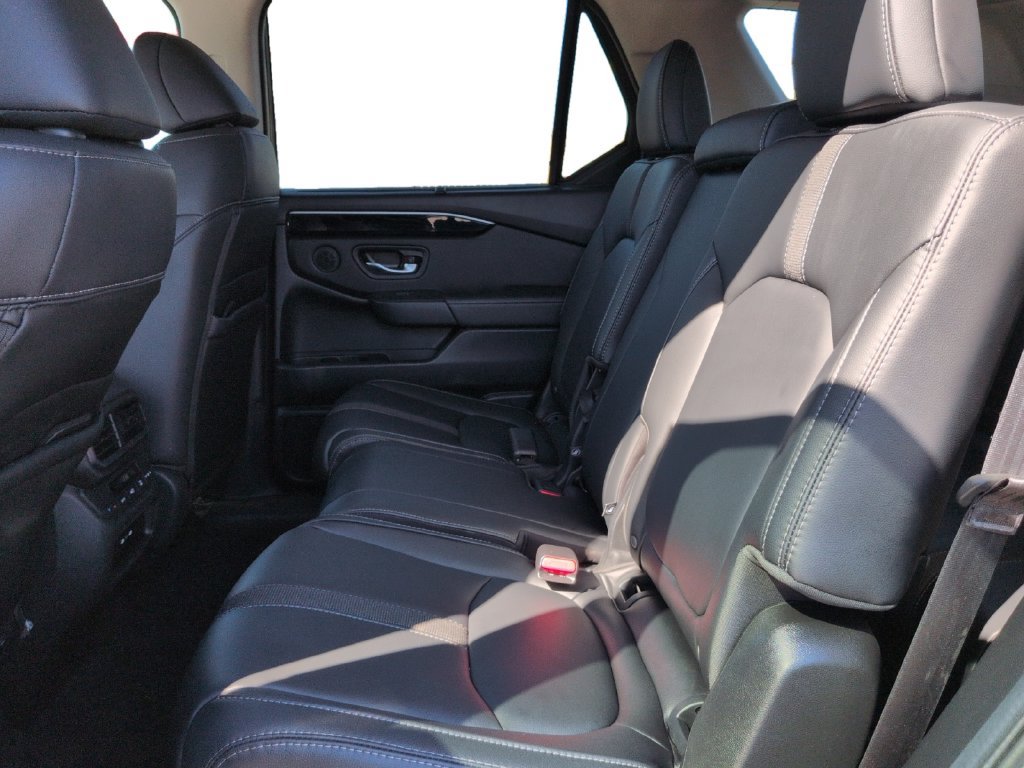 Used 2025 Honda Pilot EX-L image 25