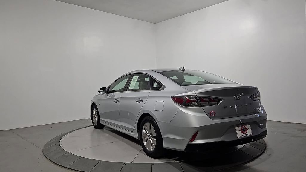 Used 2018 Hyundai Sonata SE image 3