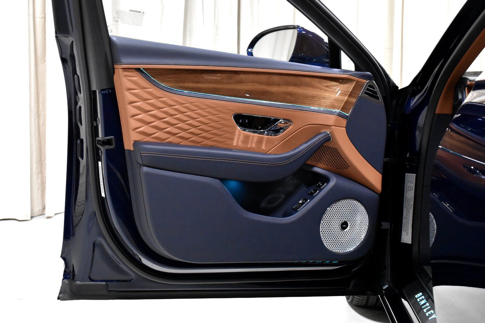 New 2027 Bentley Flying Spur AWD/4WD image 38